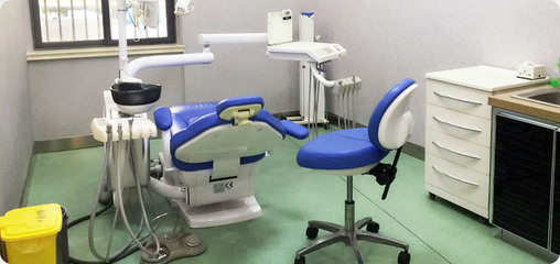 牙博士口腔連鎖機(jī)構(gòu) 專(zhuān)業(yè)口腔診療，守護(hù)您的健康微笑